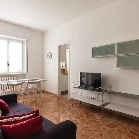 Apartament Youhosty - Da Cermenate 12 *